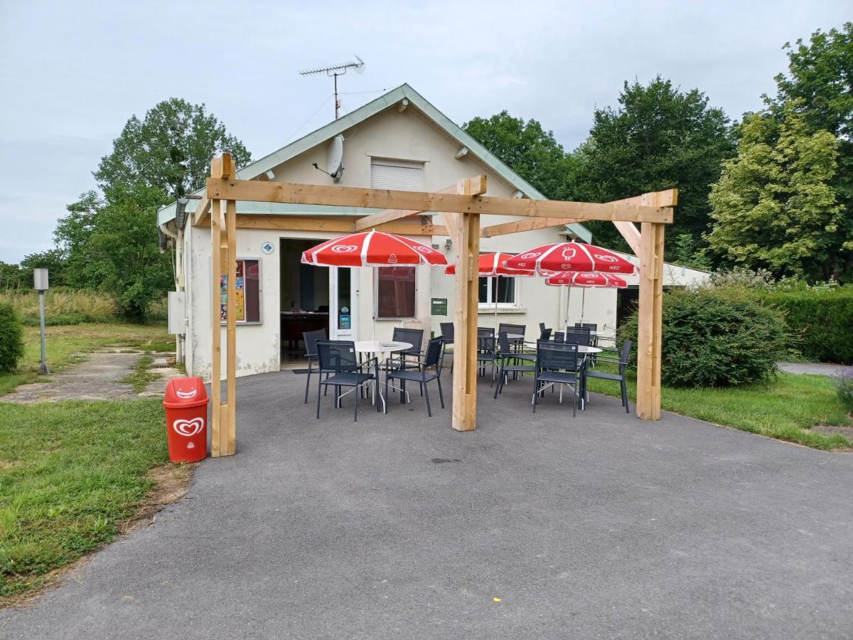 Camping Le Vallage Attigny 外观 照片
