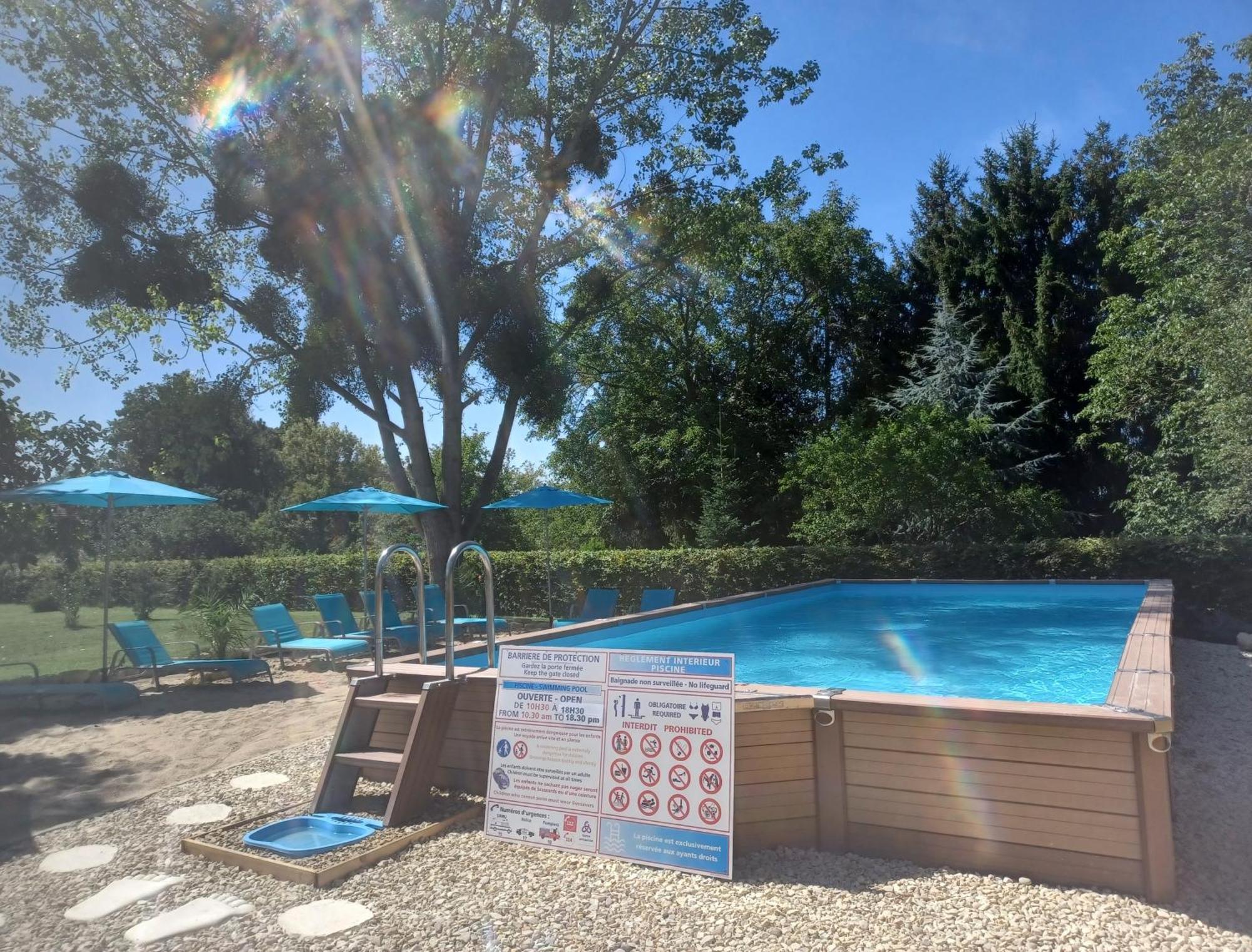 Camping Le Vallage Attigny 外观 照片